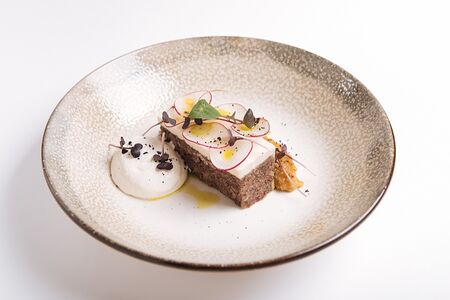 Холодец из мяса диких животных