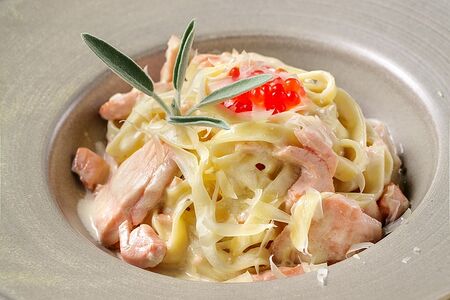 Паста с лососем