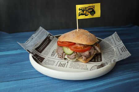 Сэндвич с ростбифом