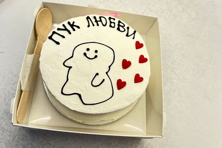 Бенто-торт Пук любви (красный бархат)