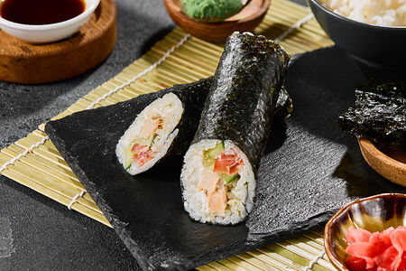 Буррито по-японски с курицей