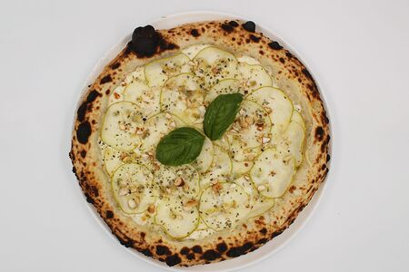 Пицца Груша с Горгонзолой