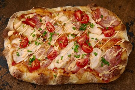 С курицей и копченым сыром