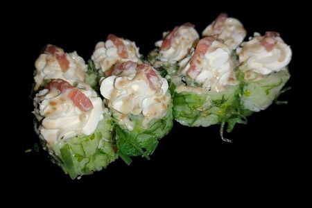 Вакаме с тунцом