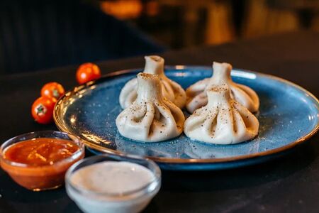 Хинкали с грибами и сулугуни