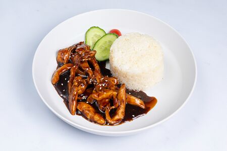 Курица в кисло-сладком соусе