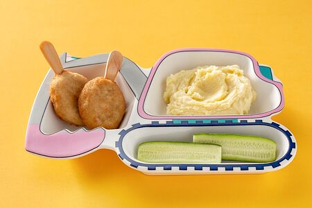 Куриное эскимо с картофельным пюре