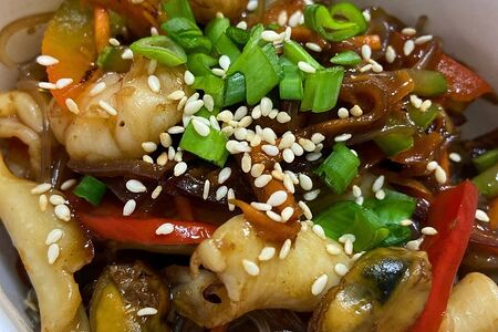 Фунчоза с морепродуктами