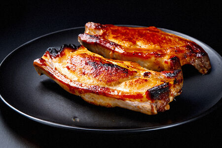 Шашлык из cвинoго филе на ребре