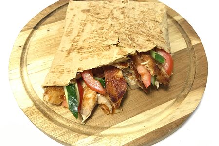 Шаверма в ржаном лаваше