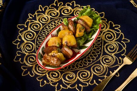 Картофель с салом