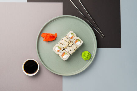 Ролл Филадельфия в кунжуте 8 шт