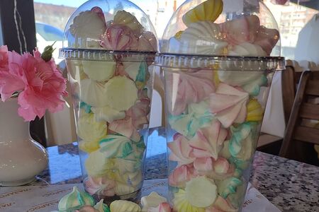 Радужное безе