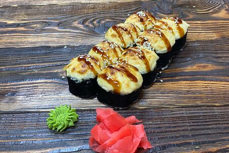 Ролл с кальмарами