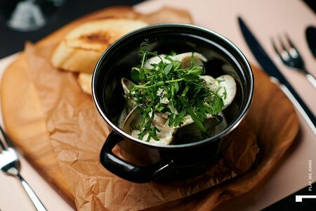 Мидии в кокосовом соусе