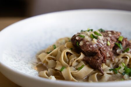 С томлёной телятиной