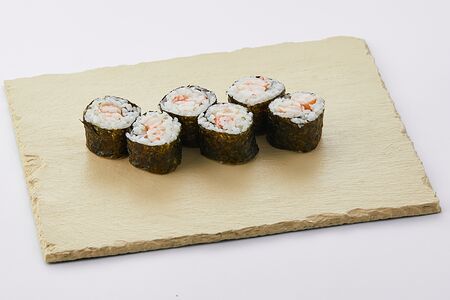 Маки Фила с креветкой