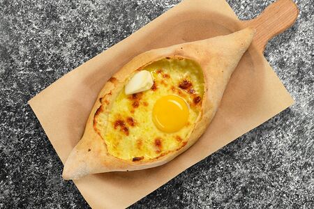 Хачапури по-аджарски