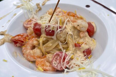 Спагетти с креветками