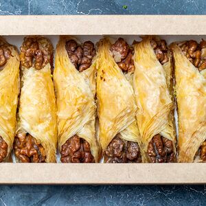 Конверт с грецким орехом