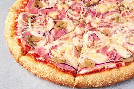 Пицца Деревенская на толстом с сыром