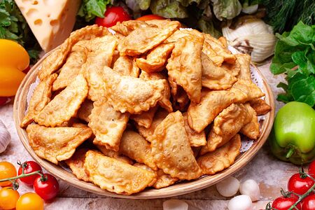 Мини-чебуреки с сыром