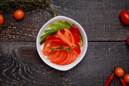 Овощи свежие