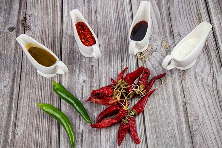 Чесночно-сметанный соус