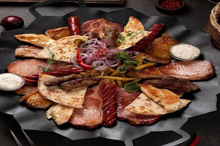 Микс-гриль и картофель фри