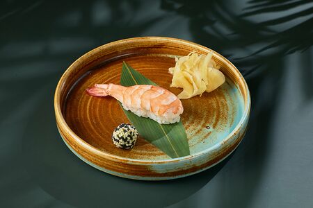 Нигири с креветкой