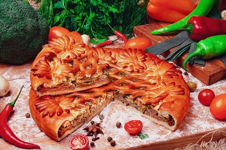 Пирог Боярский - говядина, шампиньоны, овощи