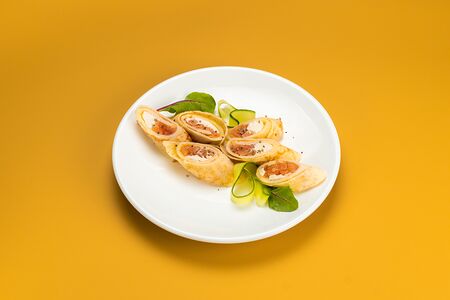 Блины с лососем и сливочным сыром