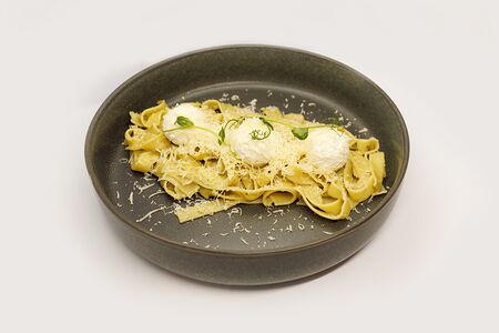 Фетучини с песто