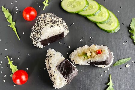 Онигири овощной