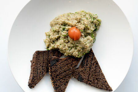 Зеленая икра из баклажанов