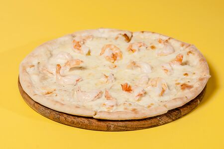 Пицца с креветками