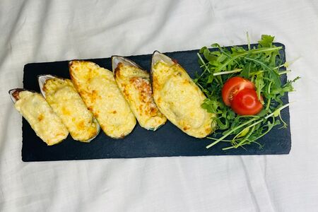 Мидии запеченные