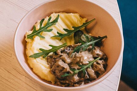 Бефстроганов