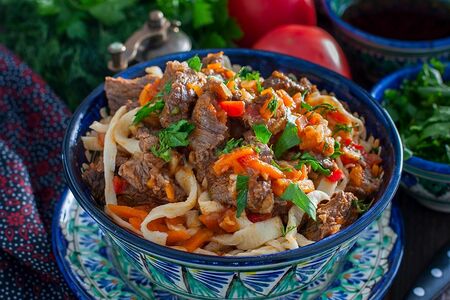 Лагман национальный с говядиной