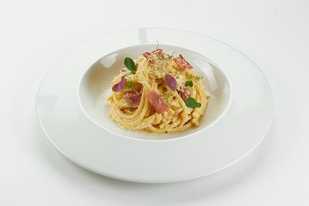 Спагетти Карбон Ара с яйцом