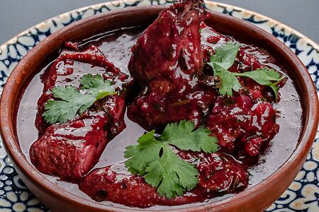 Цыплёнок в ежевичном соусе