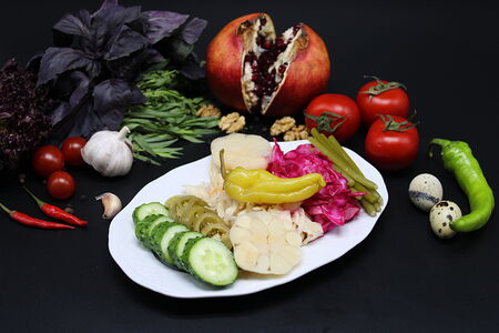 Букет из маринованных овощей