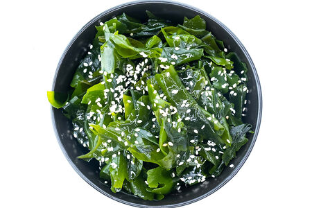 Салат Вакаме из водорослей