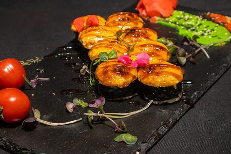 Запеченный с мидией