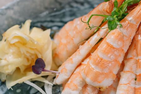 Сашими креветка тигровая