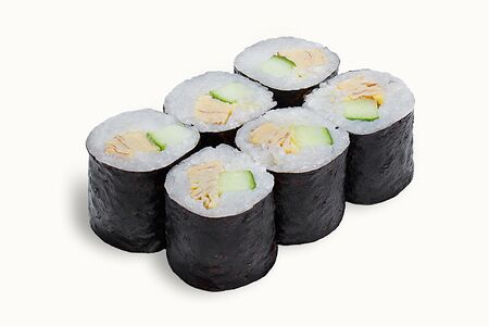 Ролл с японским омлетом и огурцом