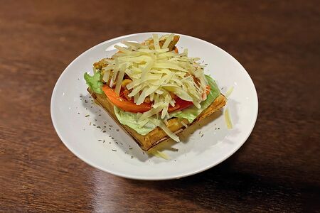 Венская вафля с куриной грудкой