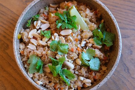 Рис с овощами и яйцом