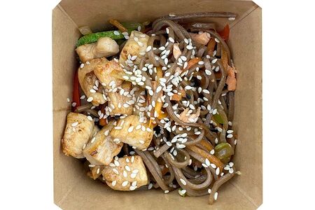 Лапша гречневая с курицей