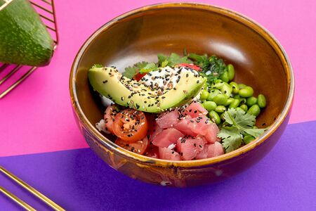 Поке с тунцом